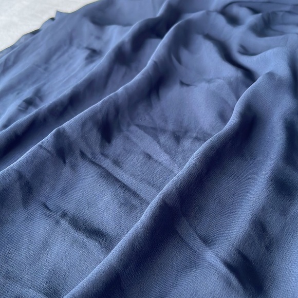 Esprit size S navy sleeveless tank/blouse with neck tie and spaghetti strap - Picture 3 of 5